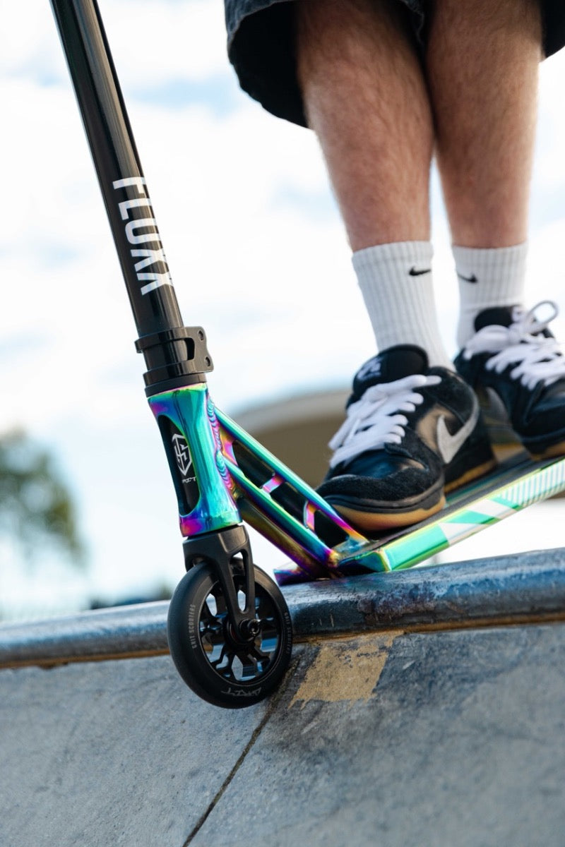 Freestyle koloběžka Grit Fluxx Neochrome