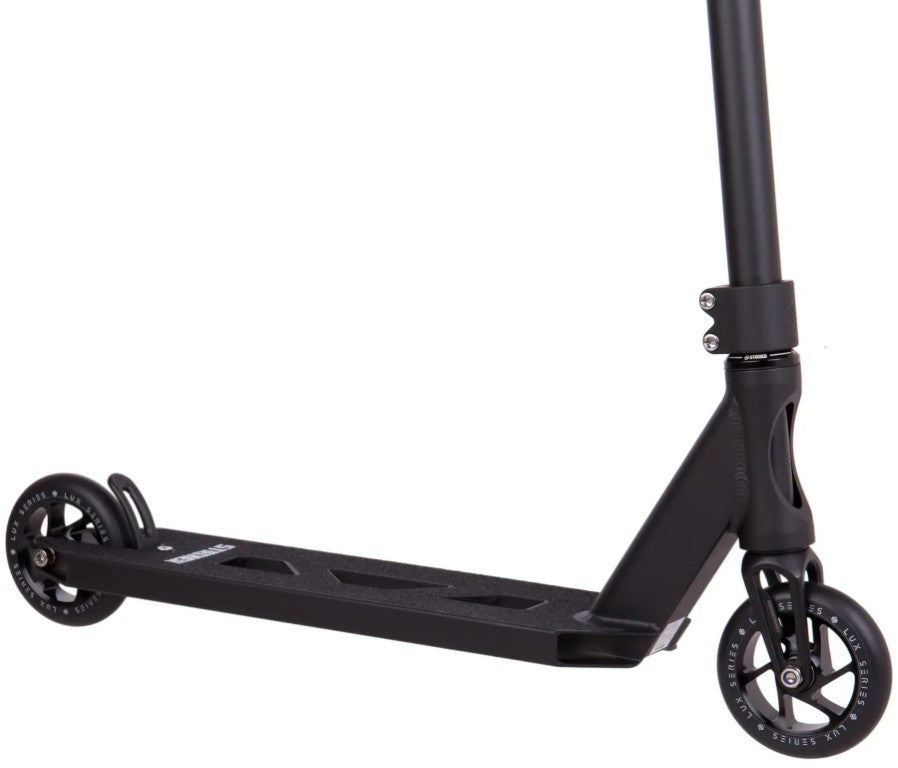 Freestyle koloběžka Striker Essential L Black