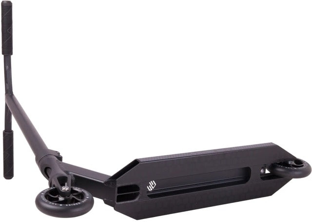 Freestyle koloběžka Striker Lux 5" Black